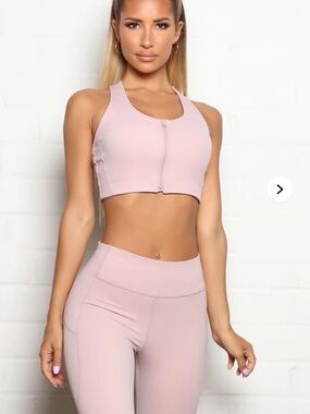 Nova Sport blush leggings and sports bra size medium